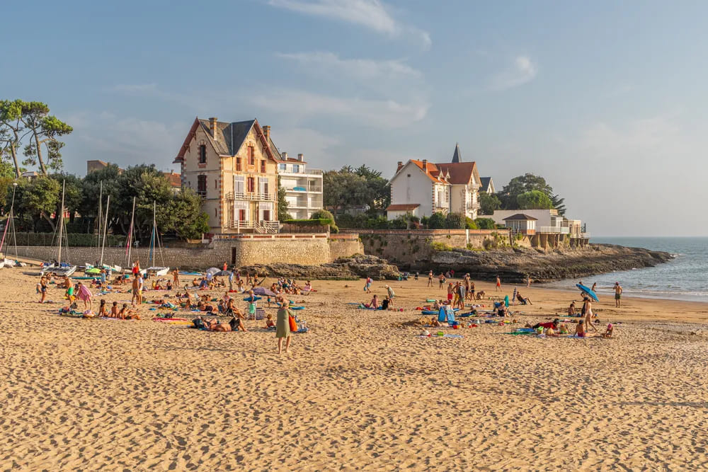 plage du bureau a saint palais sur mer